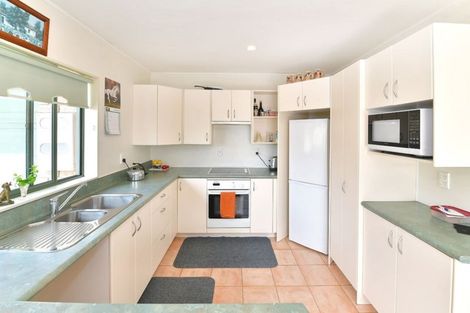 Photo of property in 1/214 Parkhurst Road, Parakai, 0830