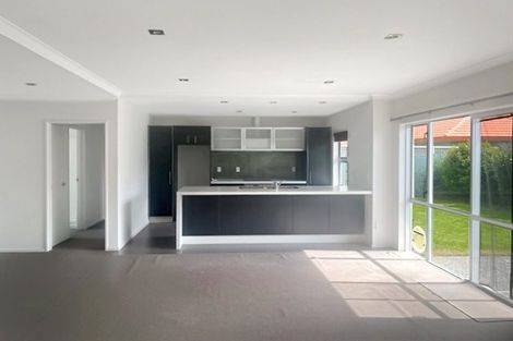Photo of property in 15 Newbury Place, Taradale, Napier, 4112