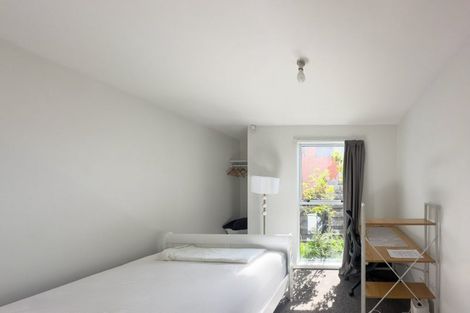 Photo of property in 72 Avonhead Road, Avonhead, Christchurch, 8042