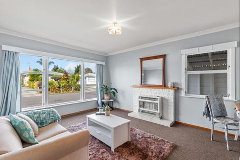 Photo of property in 37 Rugby Street, Levin, 5510
