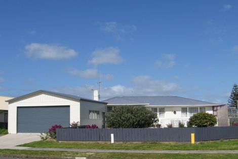 Photo of property in 1 Stawell Avenue, Mount Maunganui, 3116