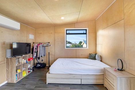 Photo of property in 19 Tongariro Street, Castlecliff, Whanganui, 4501