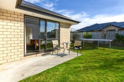 Photo of property in 27 Jarnac Boulevard, Yaldhurst, Christchurch, 8042