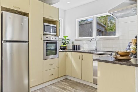 Photo of property in 11 Walbrook Road, Manly, Whangaparaoa, 0930