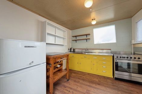 Photo of property in 46 High Street, Island Bay, Wellington, 6023