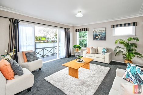 Photo of property in 431a Great South Road, Opaheke, Papakura, 2113