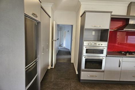Photo of property in 79 Te Awe Awe Street, Hokowhitu, Palmerston North, 4410
