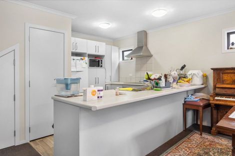 Photo of property in 20c Kelvin Place, Hamilton East, Hamilton, 3216