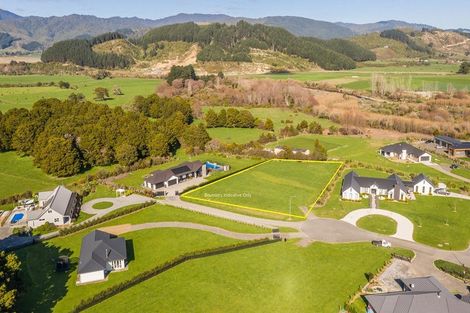 Photo of property in 59 Ohau Gravels Way, Ohau, 5570