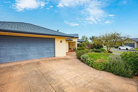 Photo of property in 3 Newbury Place, Taradale, Napier, 4112