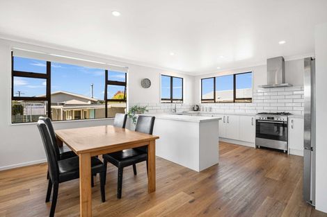 Photo of property in 23 Glendale Crescent, Holmes Hill, Oamaru, 9401