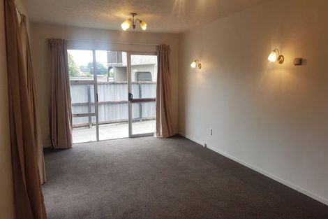 Photo of property in 12 Ruddenklau Lane, Bishopdale, Christchurch, 8053