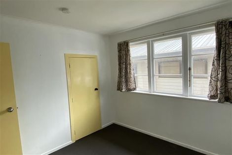 Photo of property in 1/32 Great South Road, Papakura, 2110