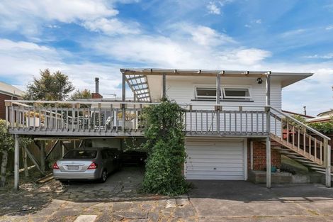 Photo of property in 3/85 Ocean View Road, Hillcrest, Auckland, 0627