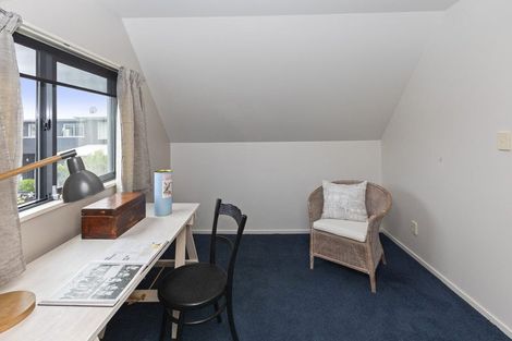 Photo of property in 57 Main Road, Redcliffs, Christchurch, 8081