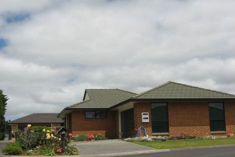 Photo of property in 11b Puriri Road, Pukekohe, 2120