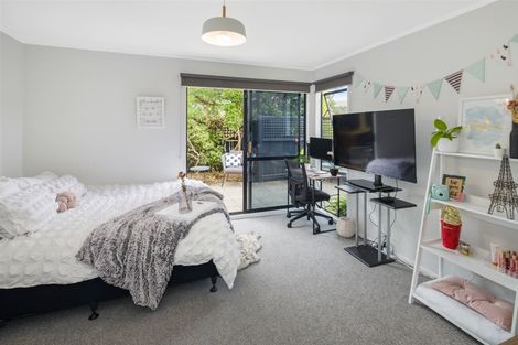 Photo of property in 7 Longmont Terrace, Churton Park, Wellington, 6037