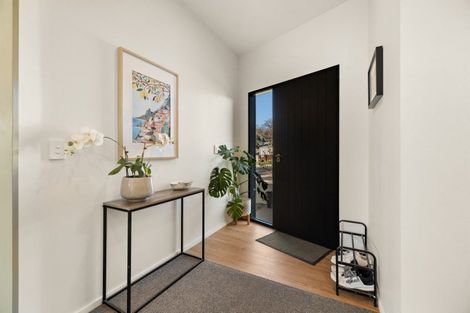 Photo of property in 108 Kings Drive, Wanaka, 9305