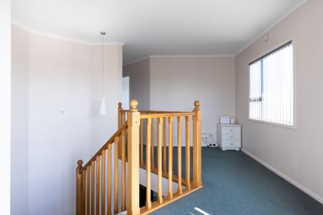 Photo of property in 167 Heta Road, Highlands Park, New Plymouth, 4312