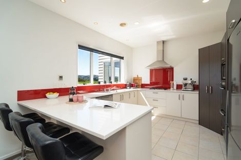 Photo of property in 58 Amesbury Drive, Churton Park, Wellington, 6037