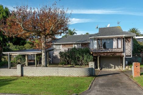 Photo of property in 18 Evelyn Road, Cockle Bay, Auckland, 2014