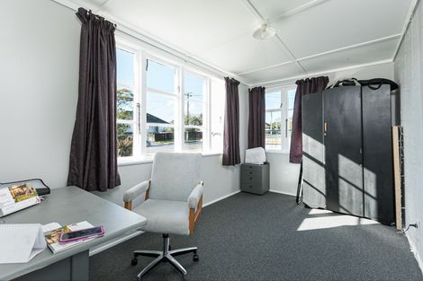 Photo of property in 3 Freyberg Terrace, Waipukurau, 4200