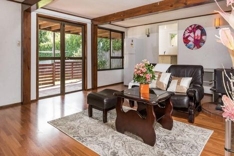 Photo of property in 20 Linwood Avenue, Forrest Hill, Auckland, 0620