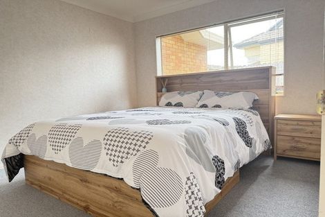 Photo of property in 9 Westerham Drive, Dannemora, Auckland, 2016