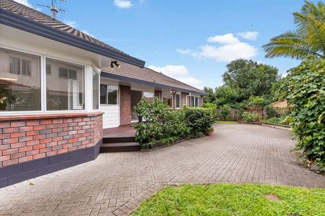 Photo of property in 3 Bronte Place, Somerville, Auckland, 2014