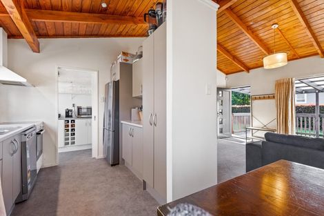 Photo of property in 29 Tirimoana Road, Te Atatu South, Auckland, 0602