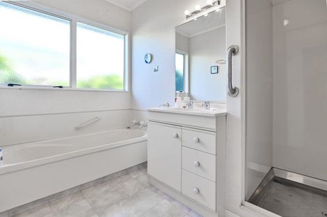 Photo of property in 1/612 Queen Street West, Saint Leonards, Hastings, 4120