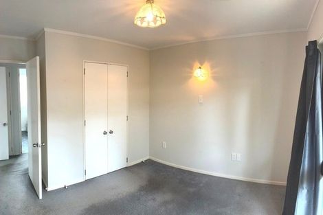 Photo of property in 24 Mcinnes Road, Weymouth, Auckland, 2103