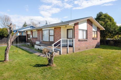 Photo of property in 2a Saint Lukes Place, Bader, Hamilton, 3206