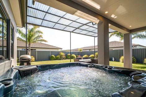 Photo of property in 5 Aoraki Road, Poraiti, Napier, 4112