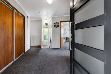 Photo of property in 30 Motukari Place, Onaero, Waitara, 4383