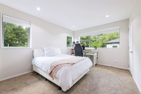 Photo of property in 96 San Valentino Drive, Henderson, Auckland, 0612