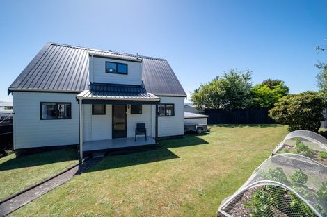 Photo of property in 3 Cherry Lane, Acacia Bay, Taupo, 3330