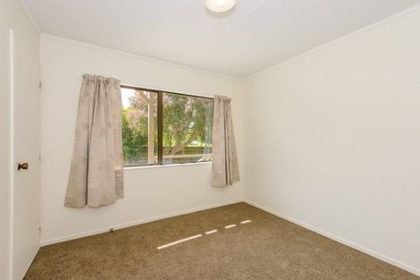 Photo of property in 11 Peter Hall Drive, Kelvin Grove, Palmerston North, 4414