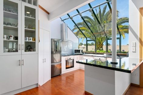 Photo of property in 16 Rhodes Fall, Rangatira Park, Taupo, 3330