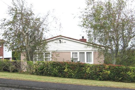 Photo of property in 9 Merville Avenue, Te Atatu South, Auckland, 0610