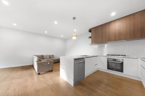 Photo of property in 6 Wheki Place, Swanson, Auckland, 0614