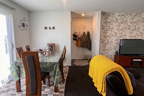 Photo of property in 4 Limbrick Crescent, Wigram, Christchurch, 8042