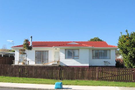 Photo of property in 20 Heathdale Crescent, Papakura, 2110