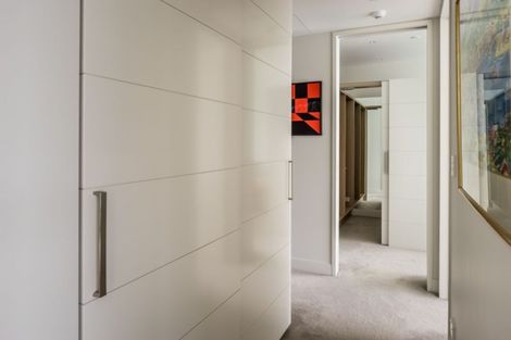 Photo of property in Clyde Quay Wharf, 1a/6 Clyde Quay Wharf, Te Aro, Wellington, 6011