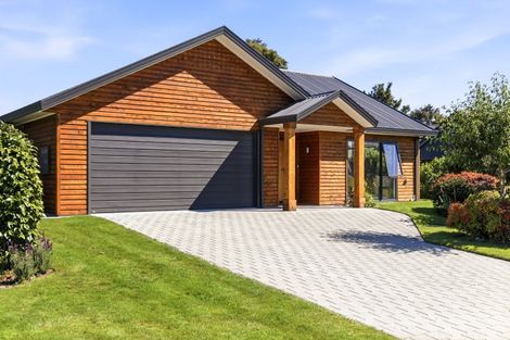 Photo of property in 38 Kokopu Street, Turangi, 3334