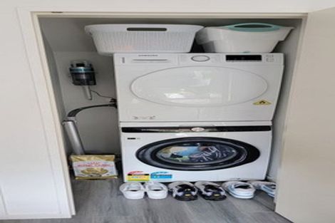Photo of property in 138b Tiriwa Drive, Massey, Auckland, 0614