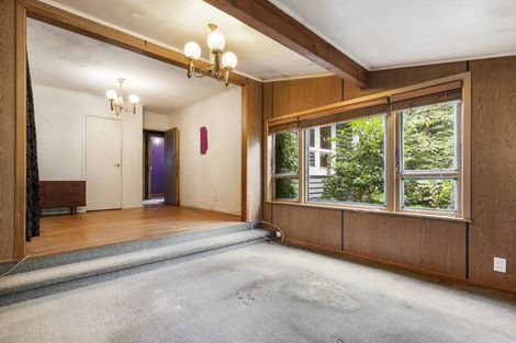 Photo of property in 9 Kamaka Road, Mangere Bridge, Auckland, 2022