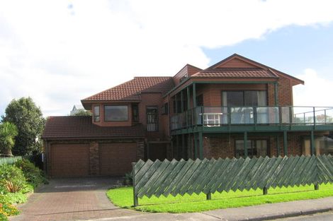 Photo of property in 8a Ngapara Street, Red Beach, 0932