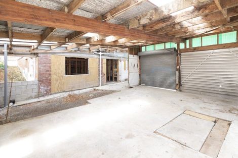 Photo of property in 28 Howe Street, Howick, Auckland, 2014