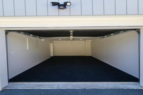 Photo of property in 10 Benton Place, Manurewa, Auckland, 2102